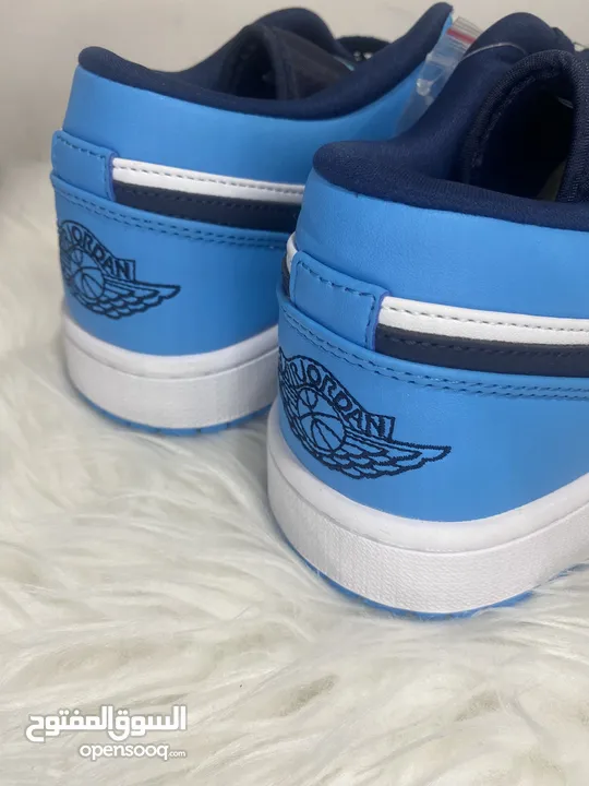 للبيع  آير جوردن 1 ( ازرق ) Air Jordan 1 low unc        ( مستعمل )