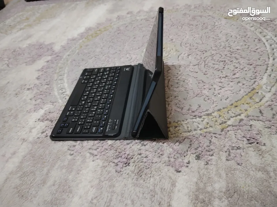 تابلت بحالة ممتازة