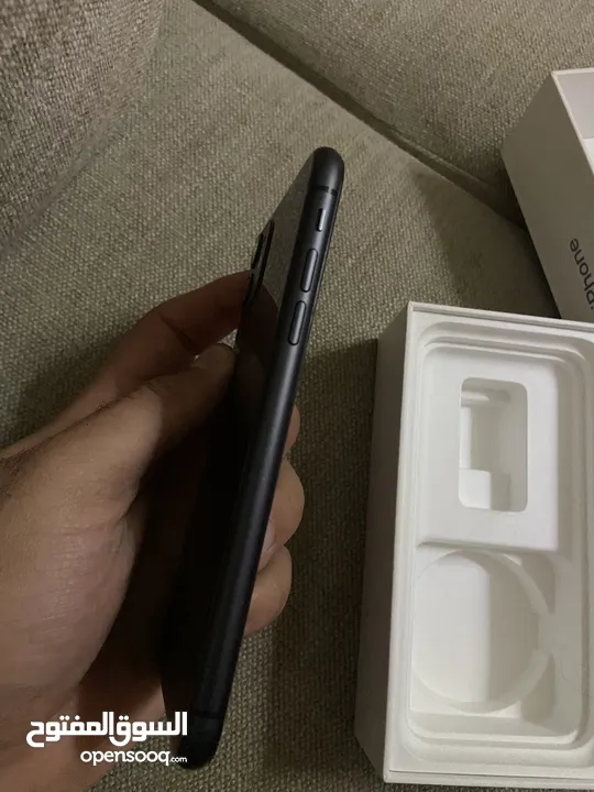 iPhone 11 128 giga بحال الجديد