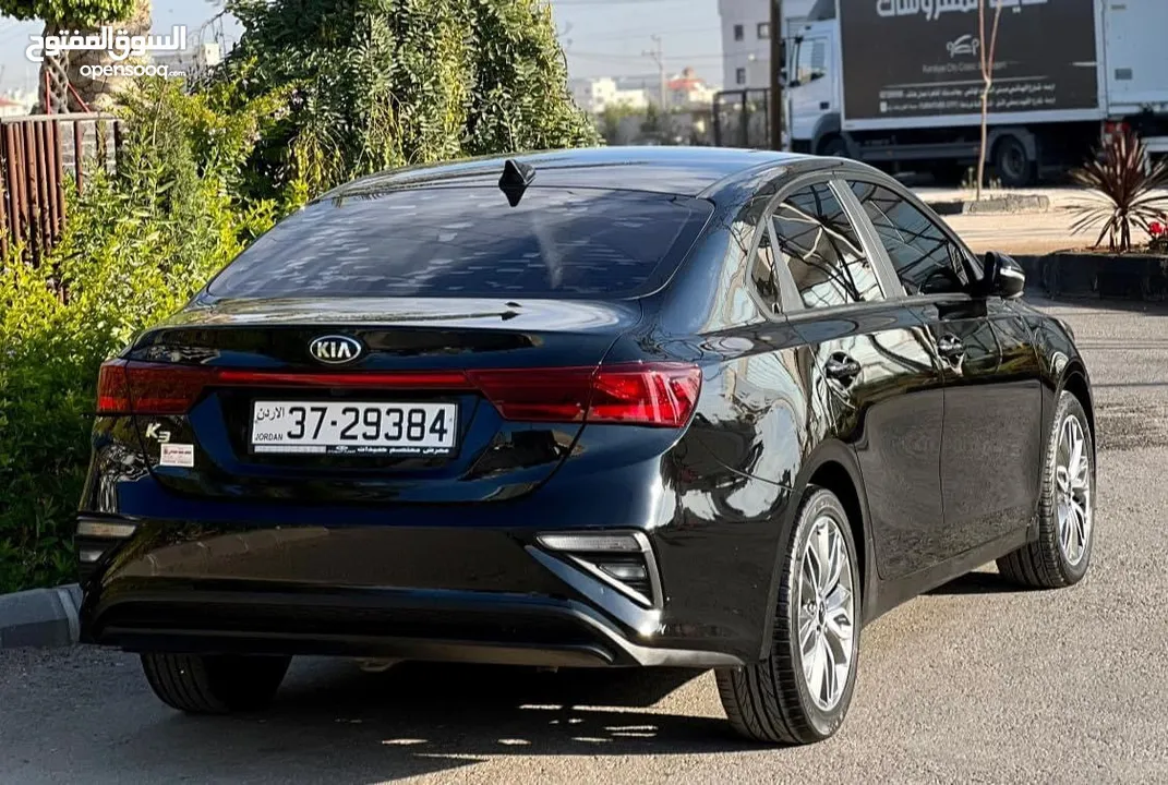 بريموم بحالة الوكالة KIA 3 2019 مميزة