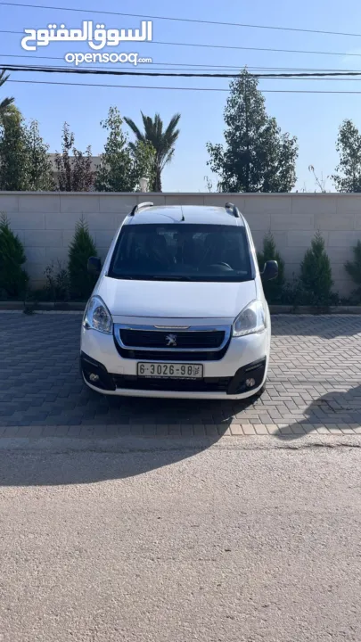 بيجو بارتنر 2017 للبيع اقساط وكاش