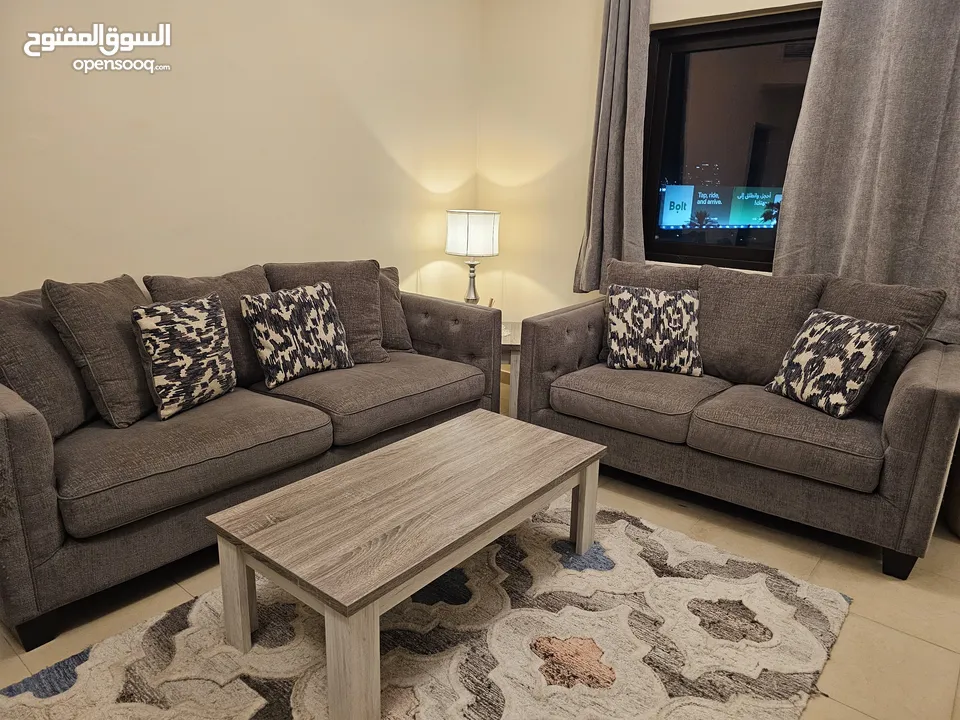 غرفة جلوس sofa