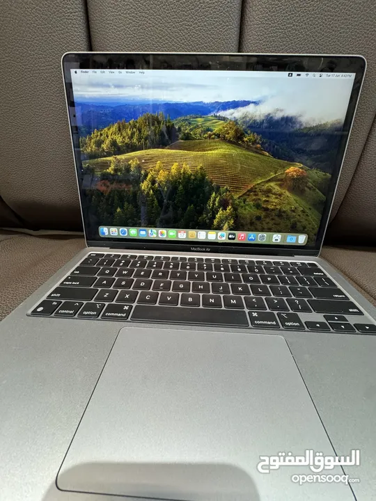 MacBook Air m2 13’3 مشحون 13 شحنة