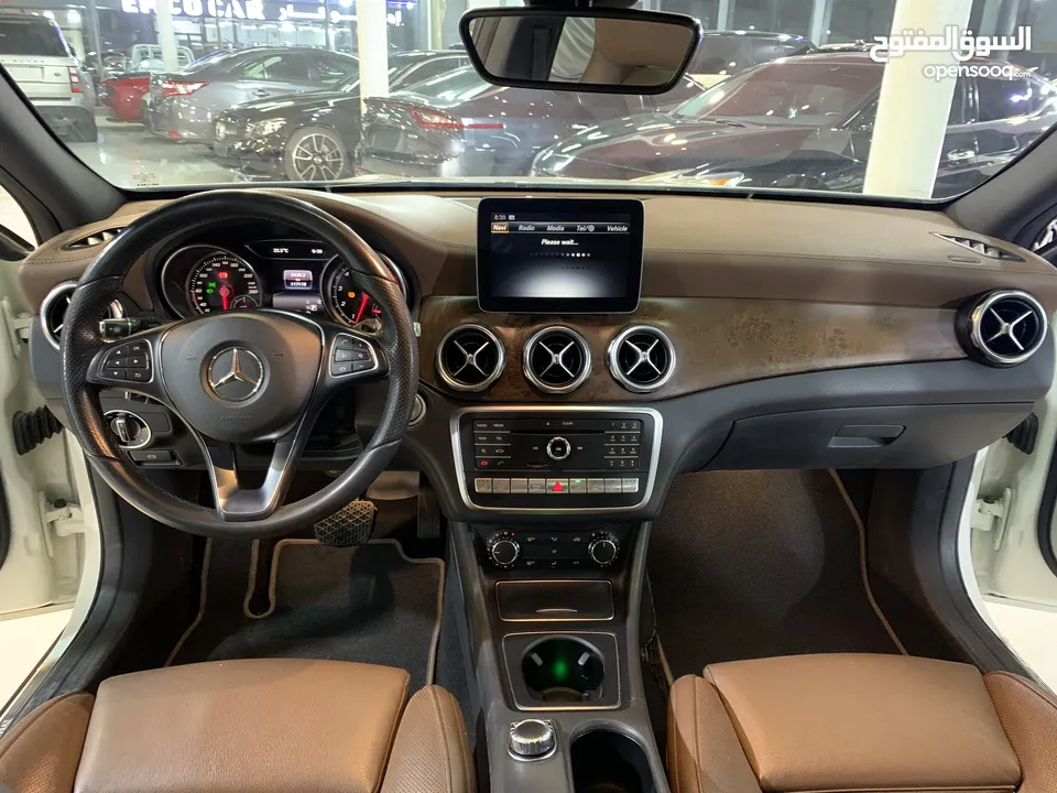 مرسيدس GLA 250 خليجي بحاله ممتازه