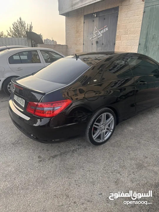 مرسيدس بنز E250 للبيع بداعي السفر