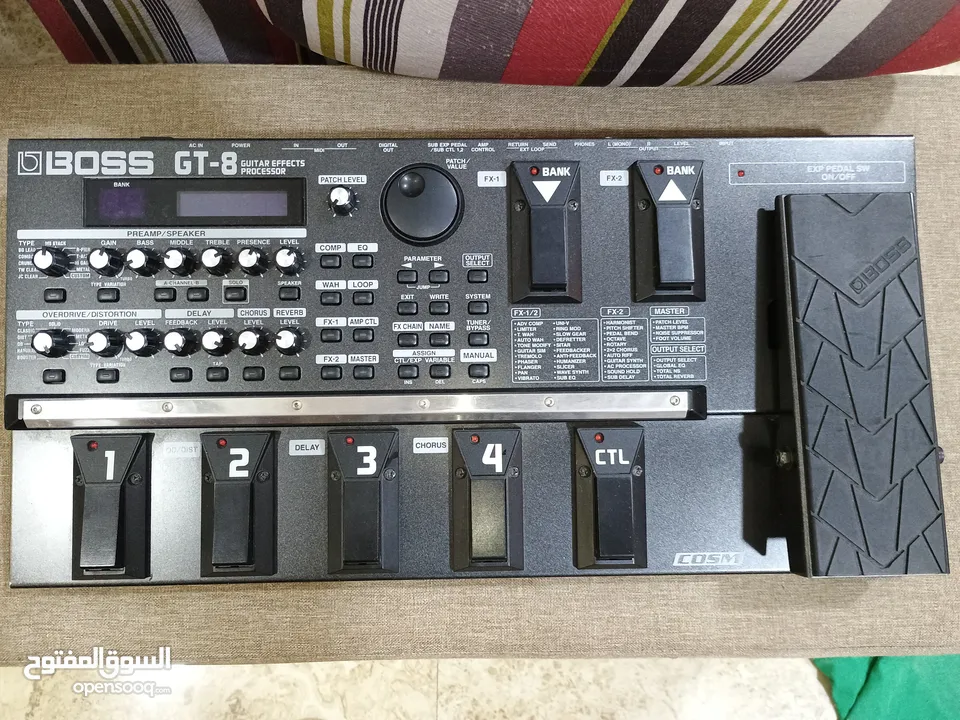 BOSS GT-8 Guitar Effects Processor