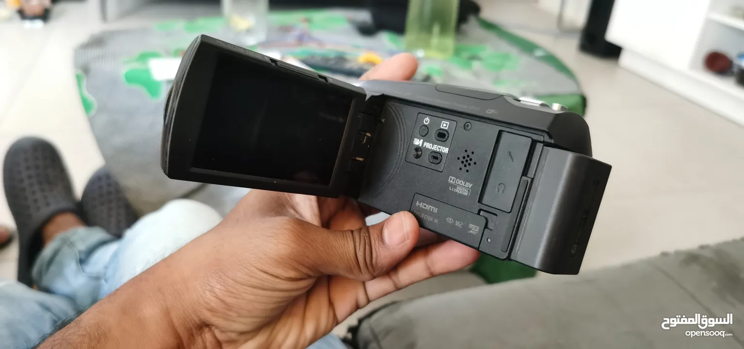 Sony Handycam AVCHD with inbuilt projector