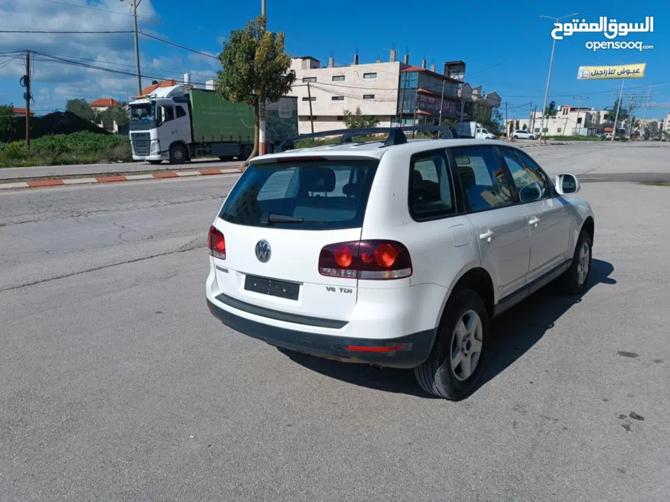 فولكس فاجن طوارق 2008 بحالة الوكالة