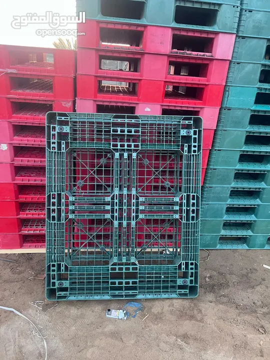 USED PLASTIC PALLETS FOR SALE