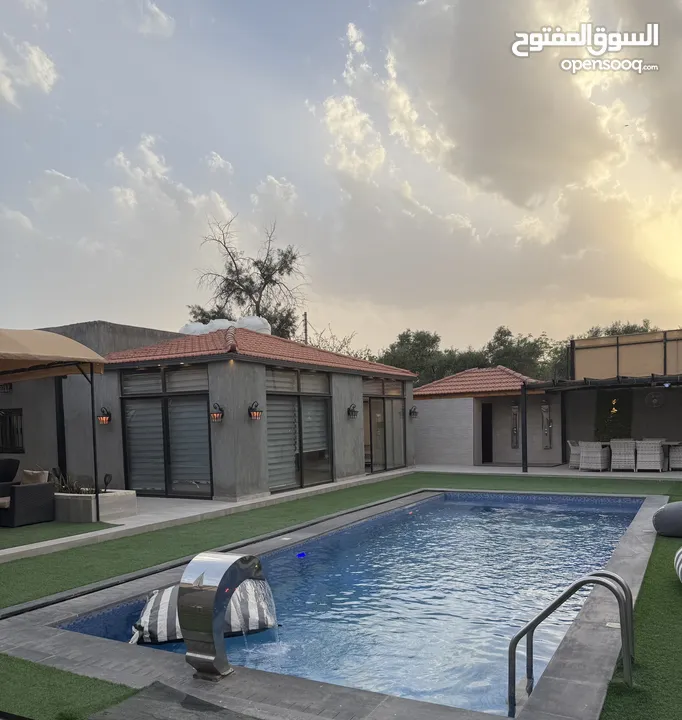 مزرعة لقطة بسعر مغري جدا للبيع