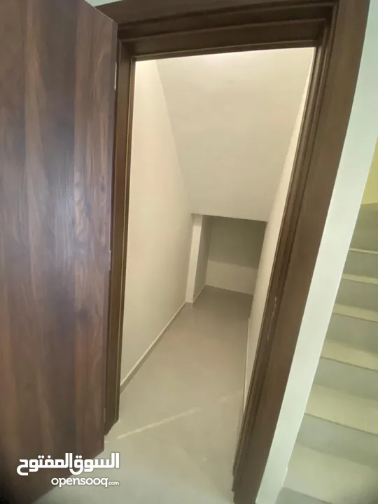 3Me29Elegant 3BHK Townhouse for rent in MQ.
