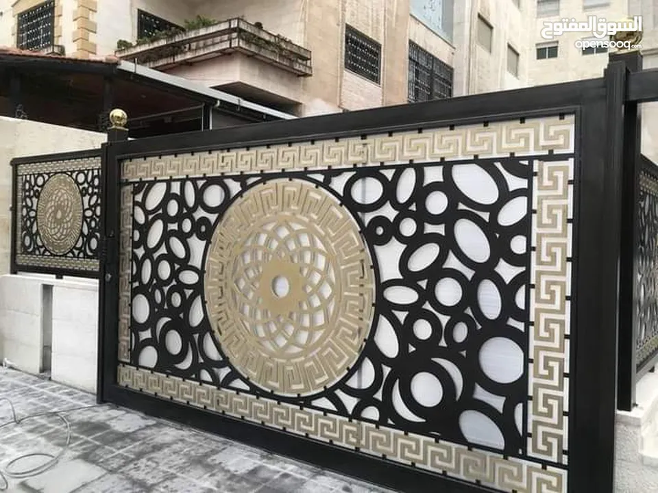القيسي لكافة أعمال القرميد والحدادة وديكور والابرقولات وكرميد