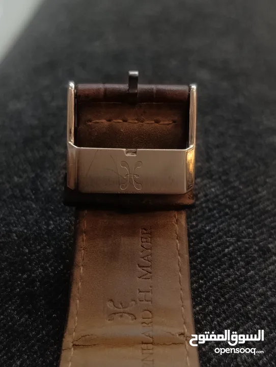 Bernhaed H. Mayer ساعة برنارد اج ماير  سويسري المنشا اصلي  انتاج خاص و محدود  رقم القطعة (307من4999)