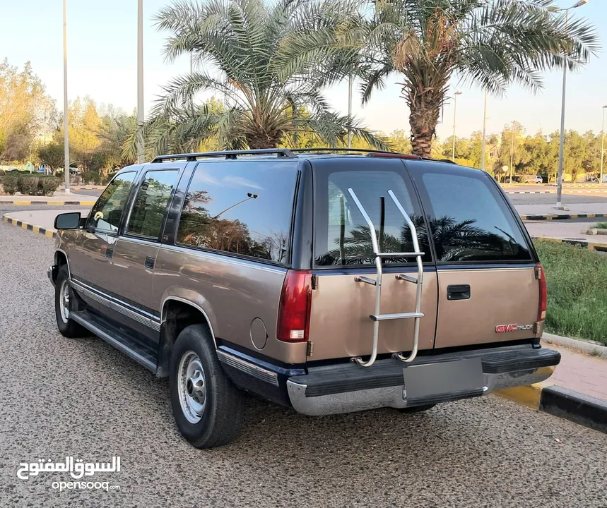 جي أم سي سوبربان 1994  GMC Suburban SLE - 1994