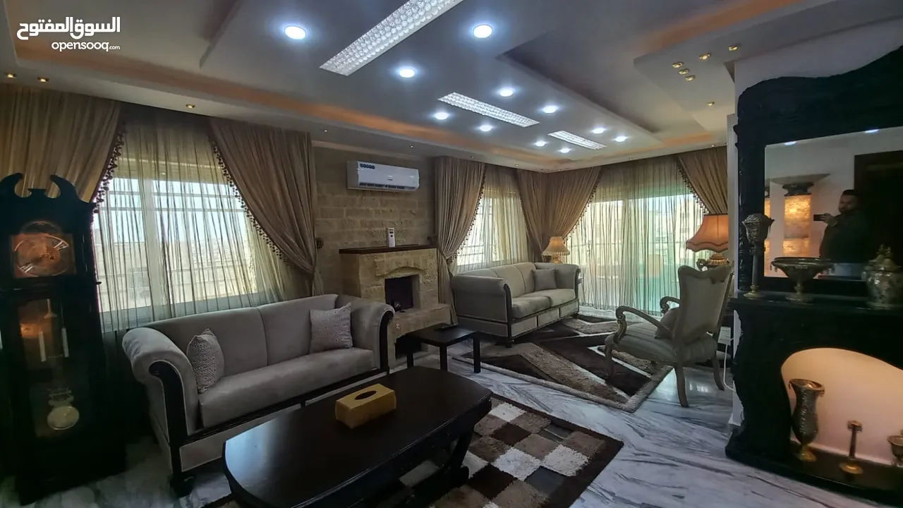 شقة مفروشة للايجار في الدوار السادس ( Property 42144 )-175055040