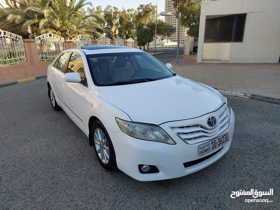 Toyota camry GLX . 2011