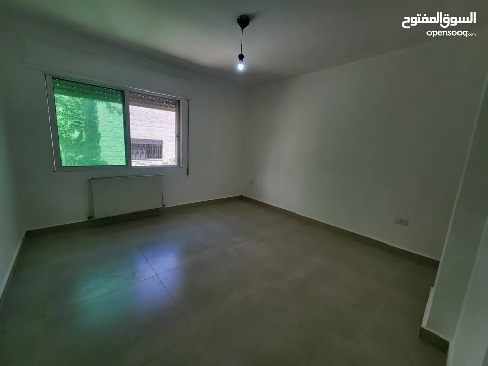 شقة فارغة للإيجار في الصويفية - REF: 14665