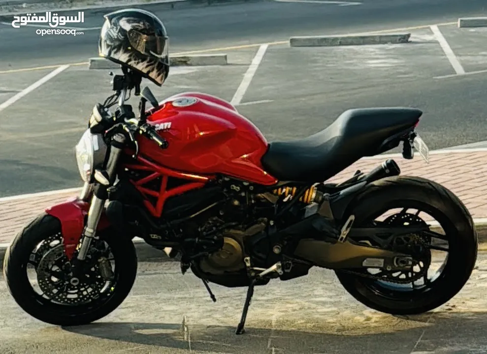 Ducati monster 821 2015 new tires