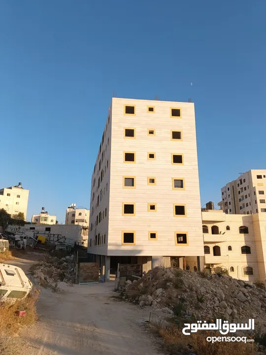 شقة للبيع بسعر يناسب الأوضاع الحالية – فرش الهوى، الخليل