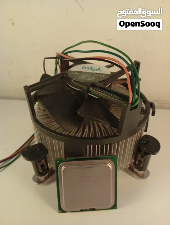 (عرض خاص لحق)معالج  pentium 4 intel معالج  .............................................