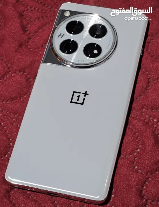 OnePlus 12 بحاله ممتازه قابل للتفاوض