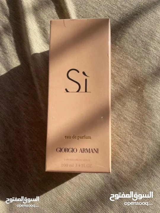 GIORGIO ARMANI Si EDP For عطر جديد واصلي     100ml