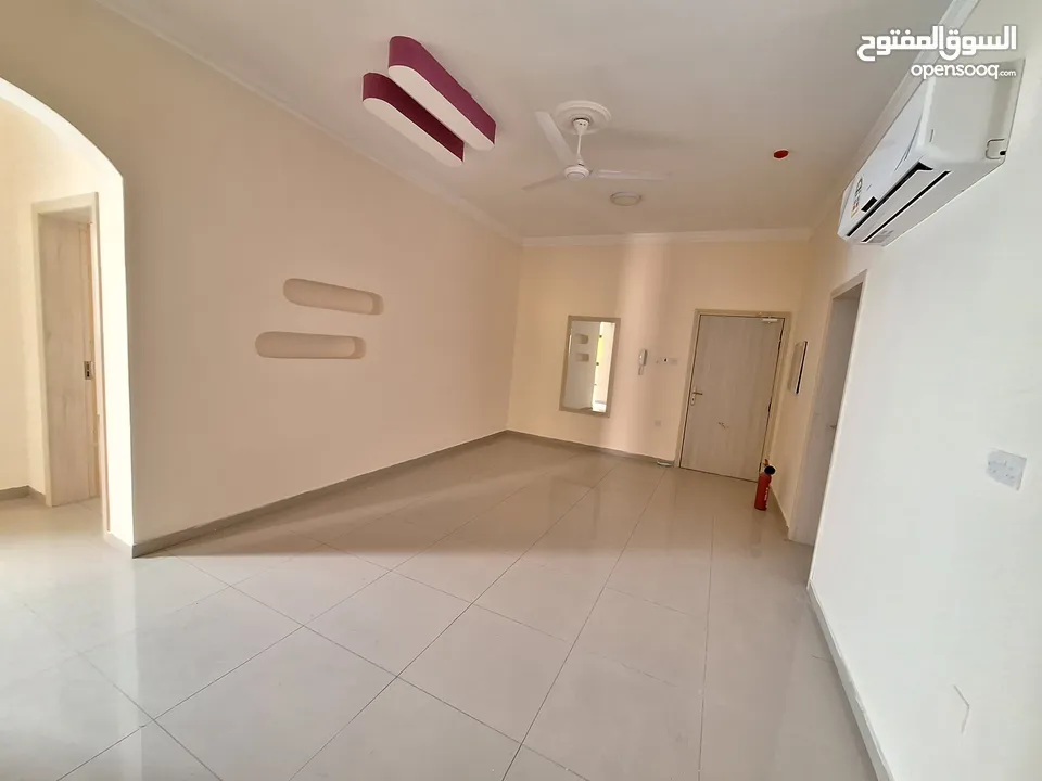 Special Offer!!!3 Bhk With 4 Bathroom Spacious Closed Kitchen With Ac