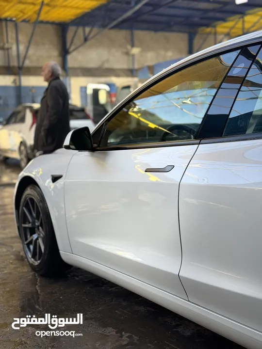 Tesla Model 3 - 2023  بحالة ممتازة