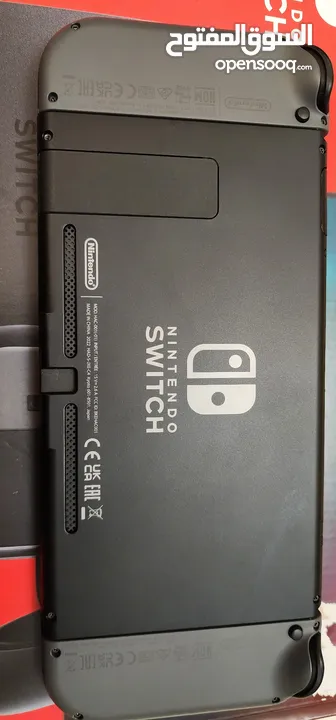 Nintendo switch Hardly used comes with cover
