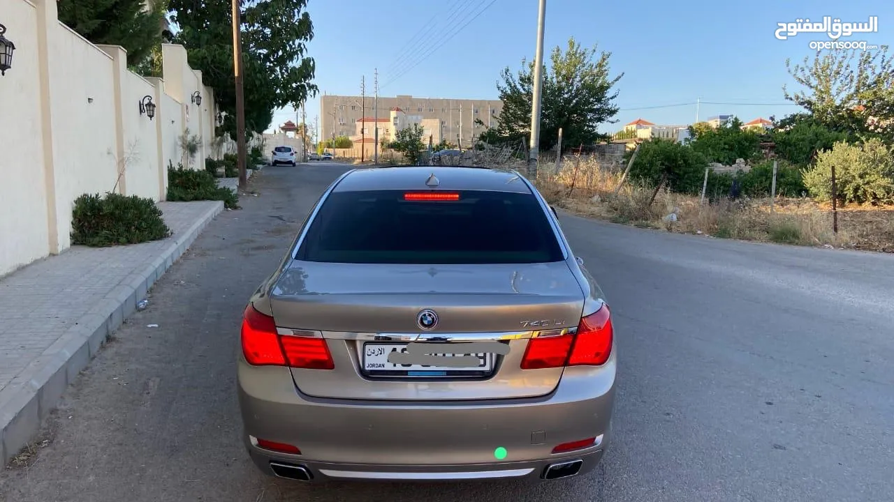 BMW 740LI  للبيع سياره فاخره ومميزه (الصور تتكلم)