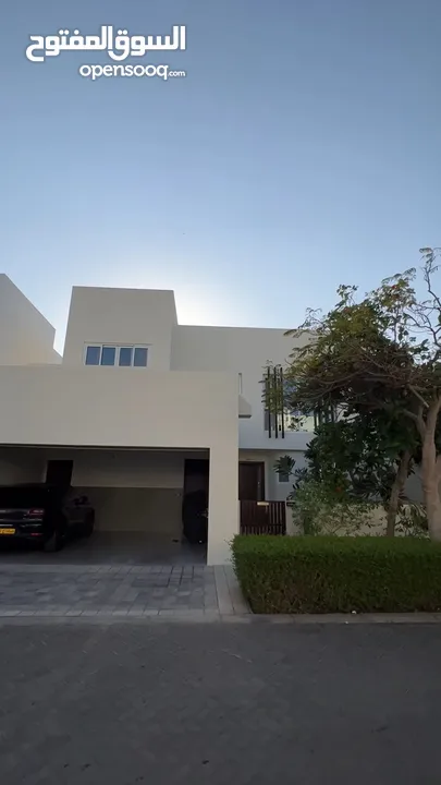 3 + 1 BR Fully Furnished Villa for Sale – Al Mouj