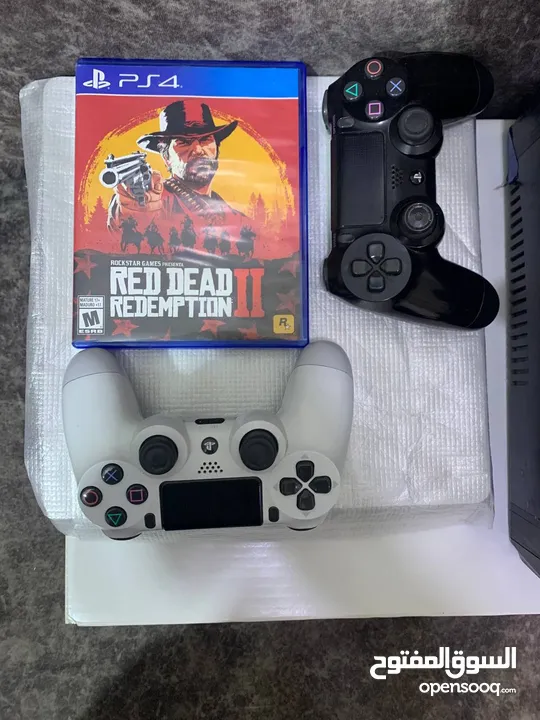 بلي 4 سلم نضيف كامل الملحقات وكارتون والعاب وقرص red dead2 وثلاث يدات وثلاث العاب بالحساب قويات شوف