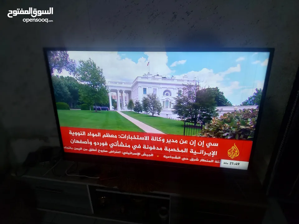 للبيع شاشه ماجيك حجم 50 استخدام شهر فل سمارت احدث موديل 4k اوامر صوتيه رسيفر داخلي الشاشه فيها حزب ب