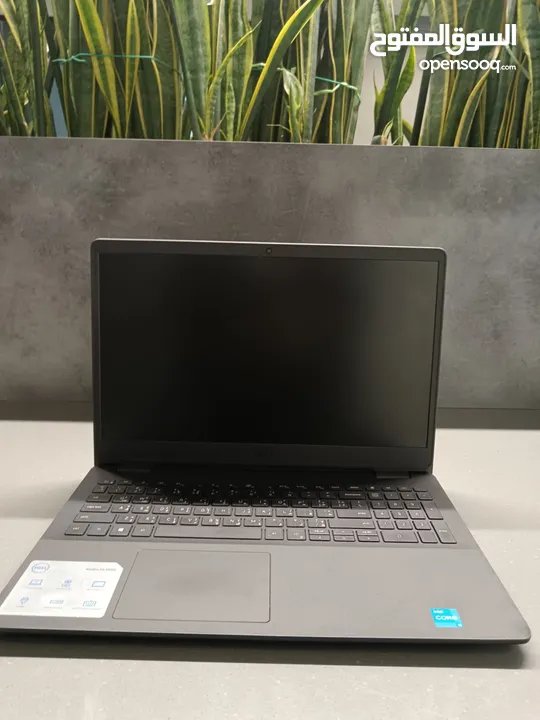 Laptop Dell Core i3 - 11 الجيل لابتوب