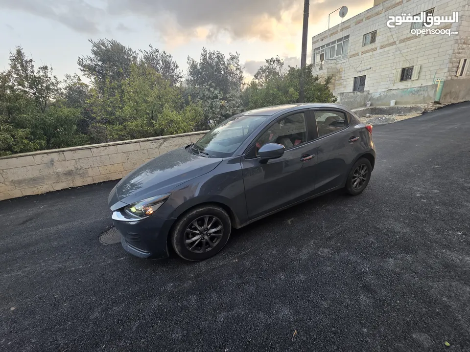 Mazda 2 2022 للبيع
