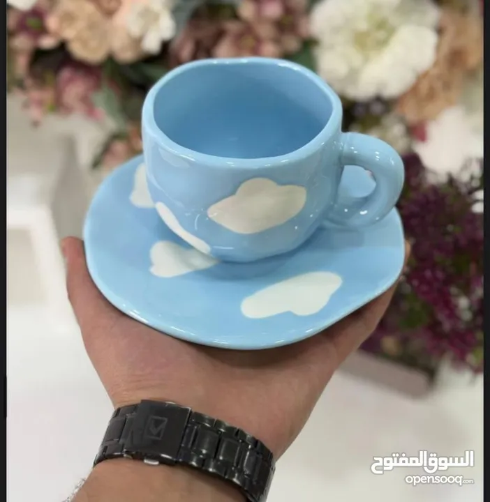 أكواب الترند بألوان واشكال مختلفه