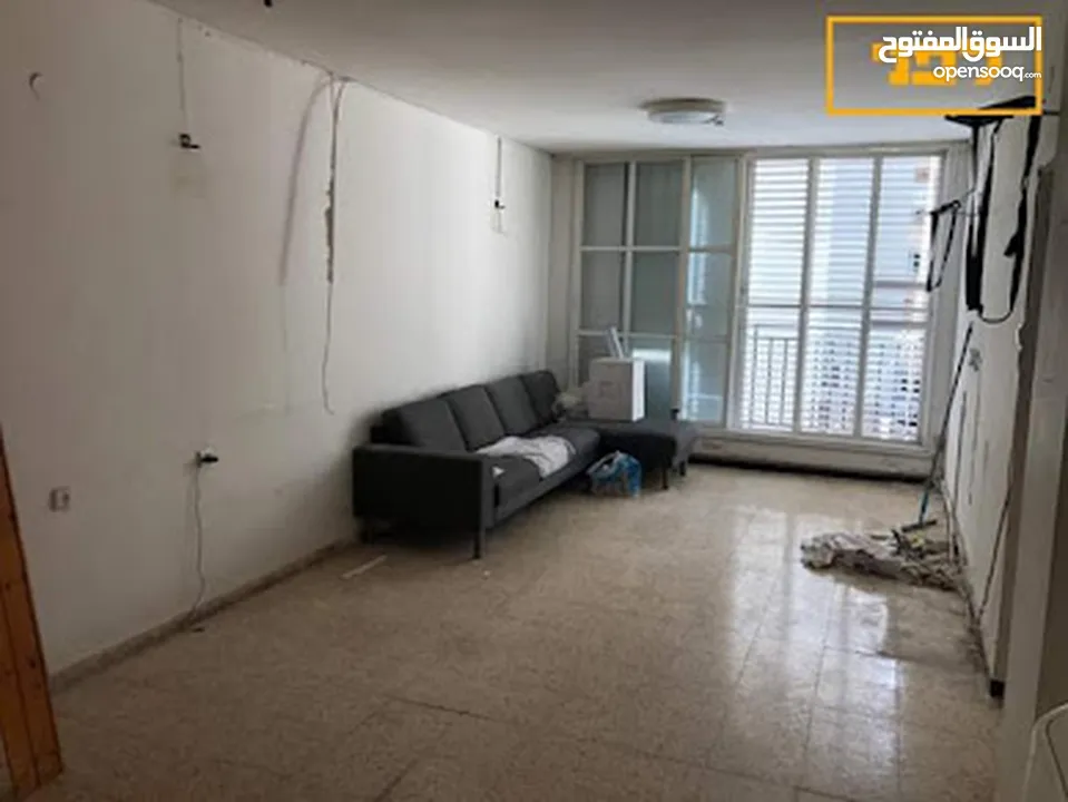 تنفيذ كافة اعمال الروبة والدهان والمعجونة والعزل باحدث الطرق الهندسية