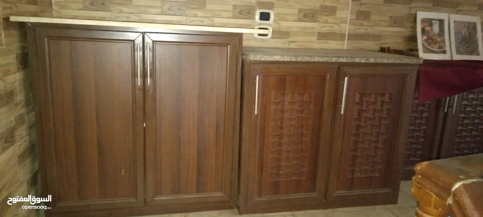 عدة مطعم للبيع