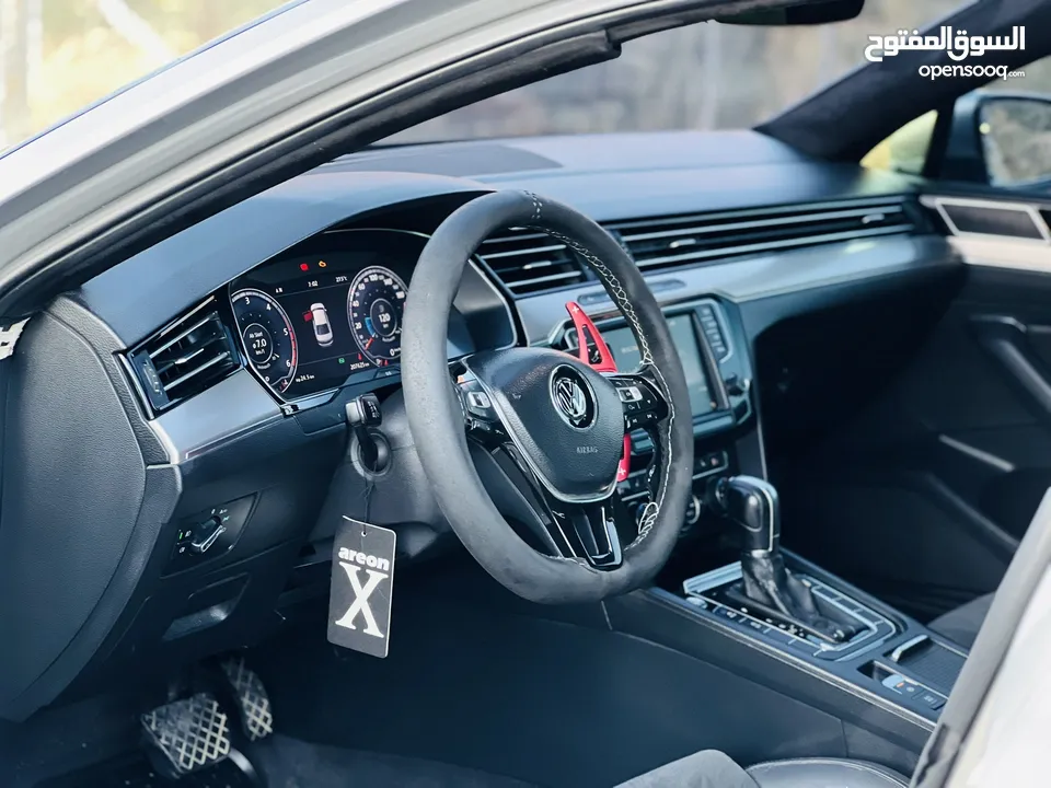 ‏  VOLKSWAGEN PASSAT