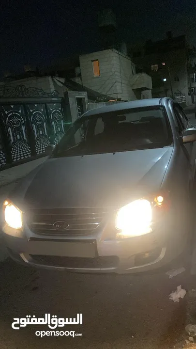 Kia cerato 2008