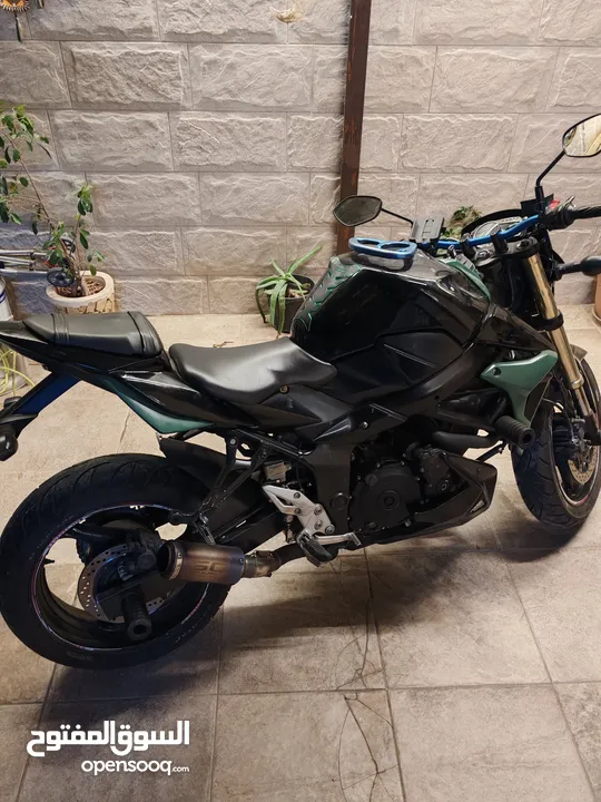 سوزوكي gsr 750 2015