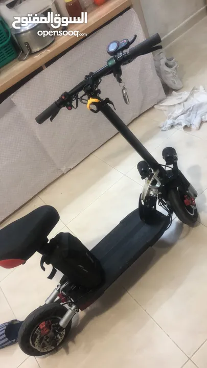 Electric scooter