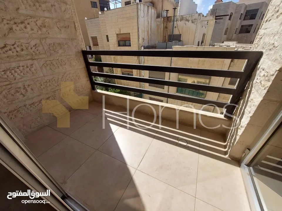شقة طابق اول للبيع في جبل عمان بمساحة 105م