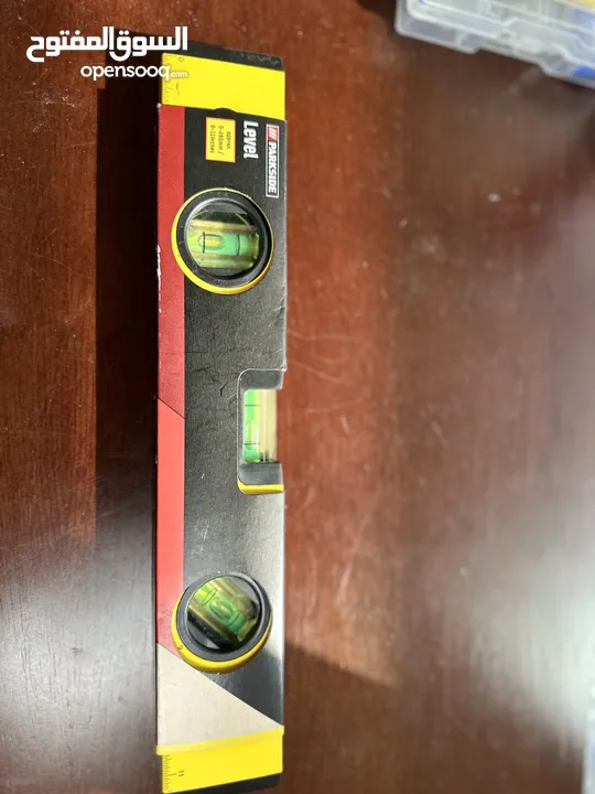 عدد يدوية وارد أوروبي بحال الوكالة للبيع بسعر مغري DEWALT BOSCH PARKSIDE and DREMEL