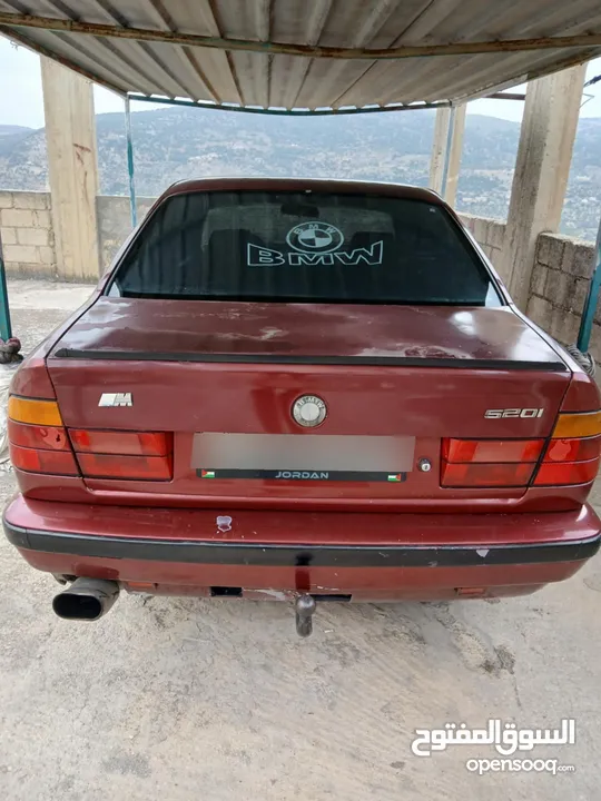 سياره نظيفه BMW