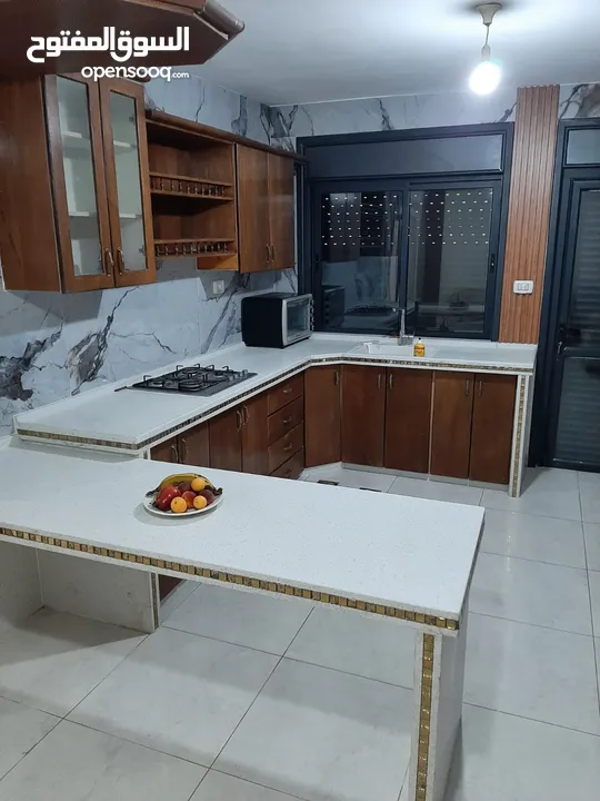 ستوديو سكني  سكن مشترك في عمارة المصايف الشارع الرئيسي