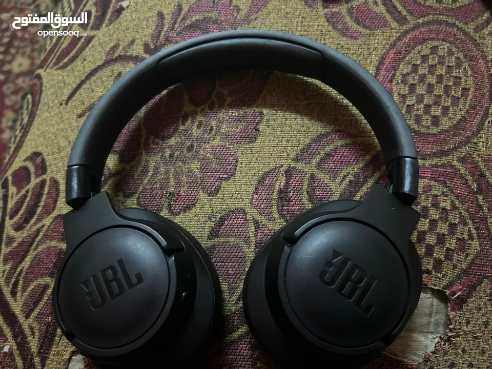 JBL Tune760NC