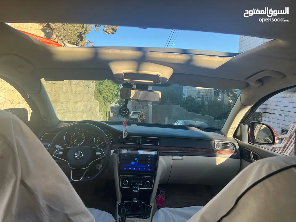 للبيع او البدل بسعر حرق كاش سكودا سوبير فل الفل فتحه سقف كراسي كهرباء برادي خلفيه لدات اماميه وخلفيه