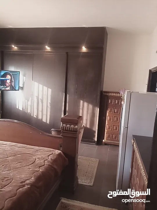 طابقين و ما يعلوه للبيع من ضمن عمارة سكنية