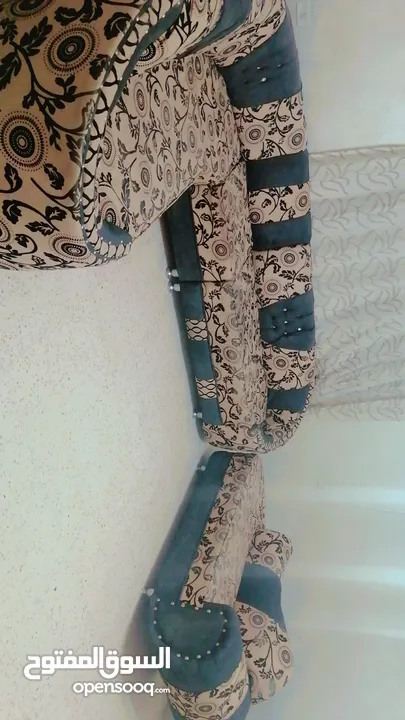 موريس للبيع لون بيج وبني مرتب
